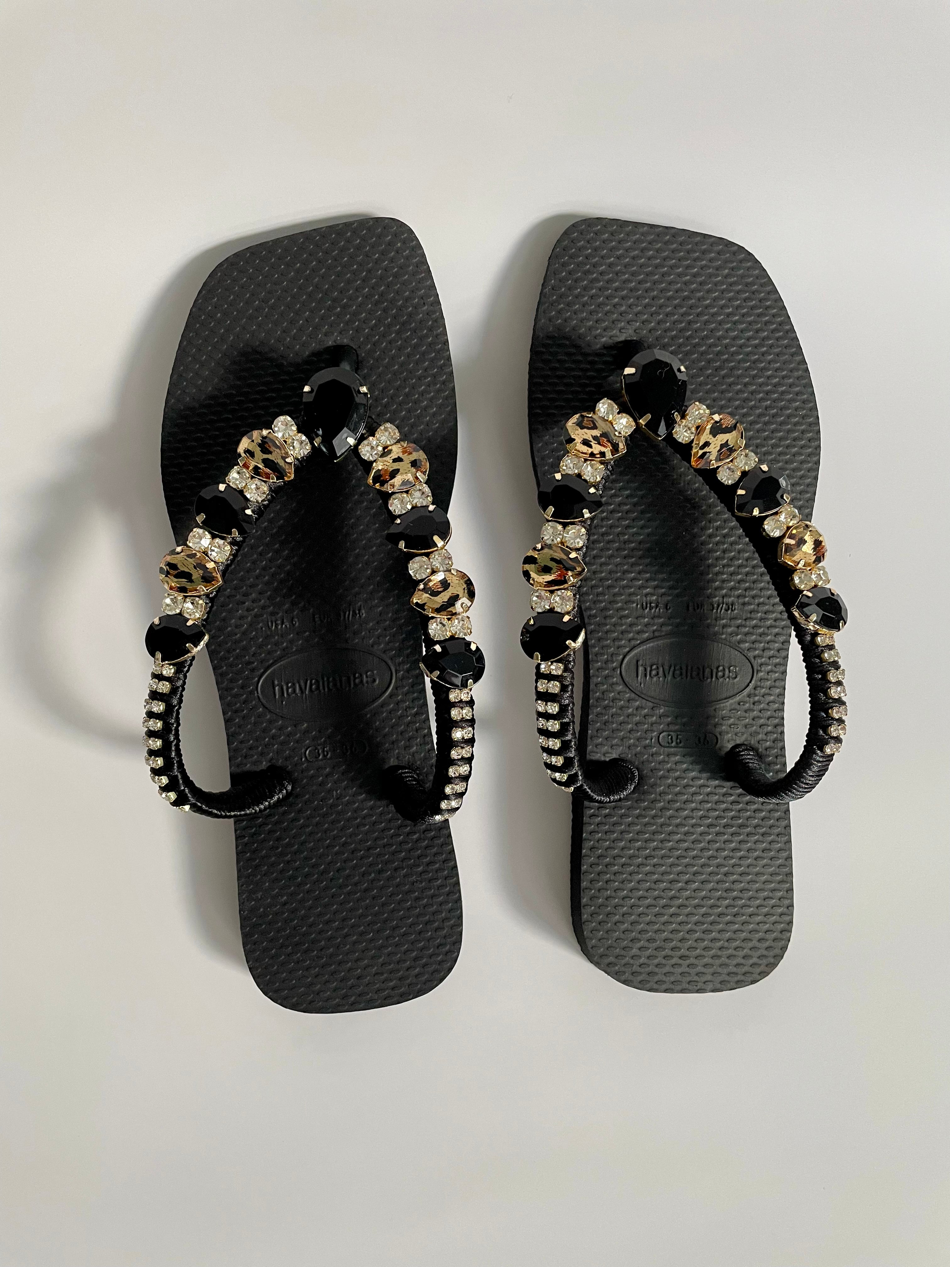 Leopard skin flip flops 2025